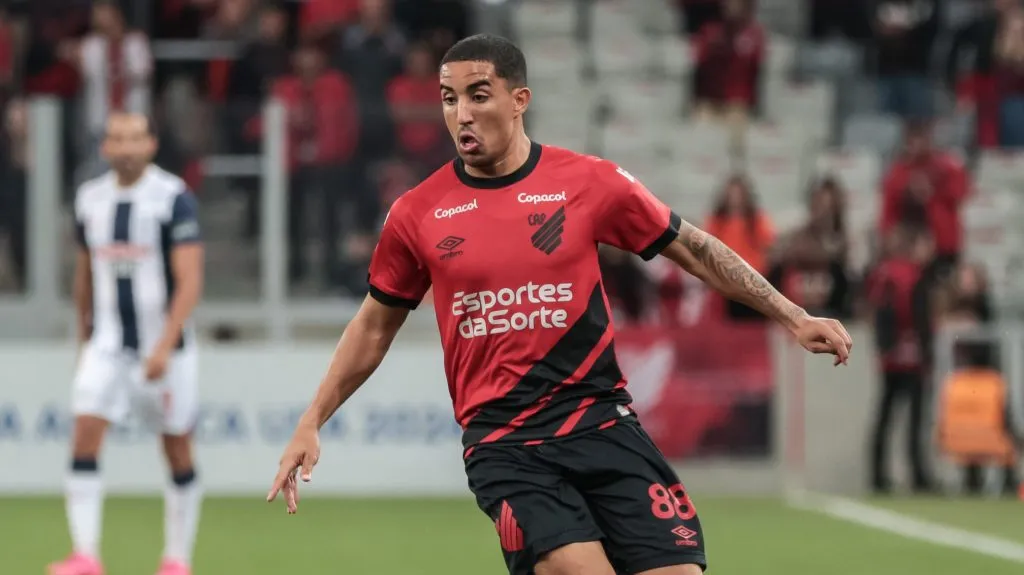 Christian deve reforçar o Cruzeiro em 2025 (Foto: Robson Mafra/AGIF)