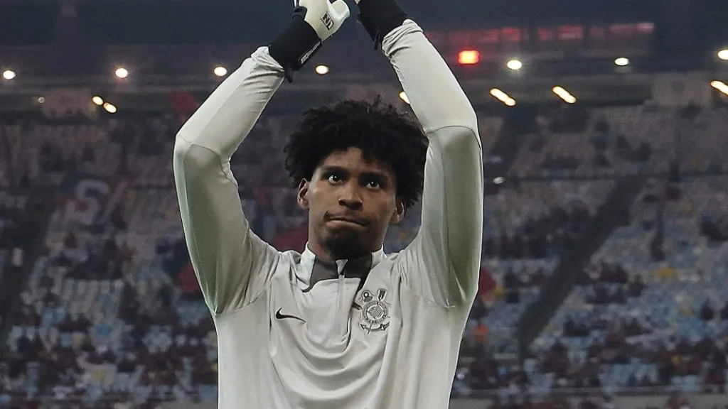 – Futuro do goleiro Hugo Souza é definido (Foto: Getty Images)