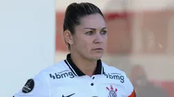 Gabi Zanotti, meia do Corinthians critica organização da Libertadores e péssimas condições do transporte da competição