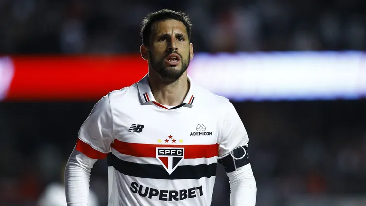 Calleri cumpriu suspensão na derrota sobre o Cuiabá