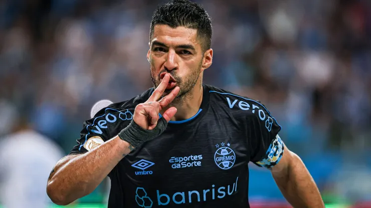 Chegada de Suárez atraiu holofotes ao Grêmio - Foto: Foto: Maxi Franzoi/AGIF.