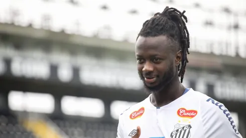 Yusupha Njie ganha 1ª oportunidade na equipe do Santos