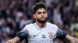 Yuri Alberto comemora gol no Brasileirão. Foto: Marcello Zambrana/AGIF