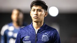 Miguelito durante partida entre Santos e Coritiba, na Vila Belmiro, pela Série B do Campeonato Brasileiro.