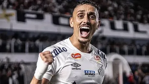 Diego Pituca, jogador do Santos durante partida diante do Mirassol celebra 200 jogos pelo clube, mas atitude imatura apaga o brilho da celebração