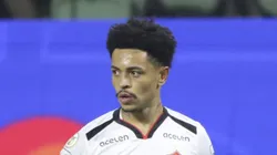 Matheusinho durante jogo do Brasileirão contra o Palmeiras.