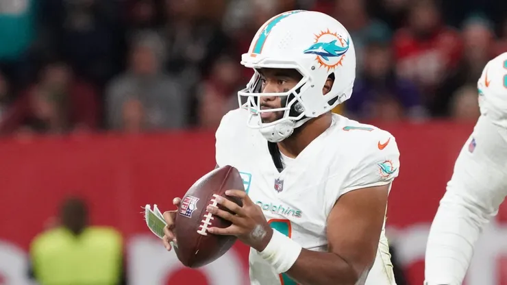 Tua Tagovailoa atuando em partida. Foto: IMAGO IMAGES