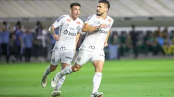Willian jogador do Santos comemora seu gol durante partida contra o Mirassol no estadio Vila Belmiro. Foto: Reinaldo Campos/AGIF
