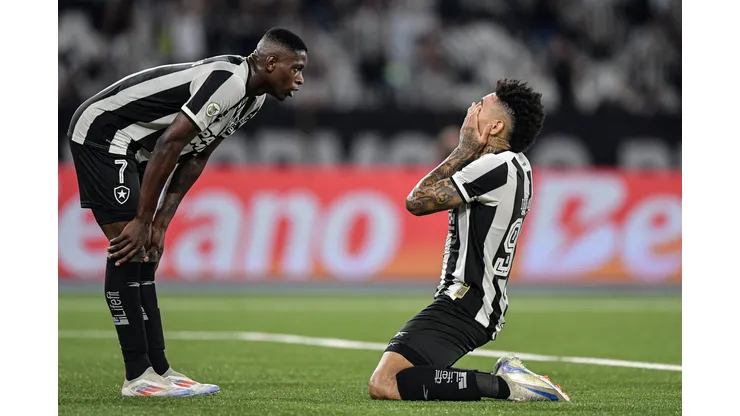 Luiz Henrique e Igor Jesus, do Botafogo, acendem alerta em jornais do Uruguai: Peñarol, atenção!