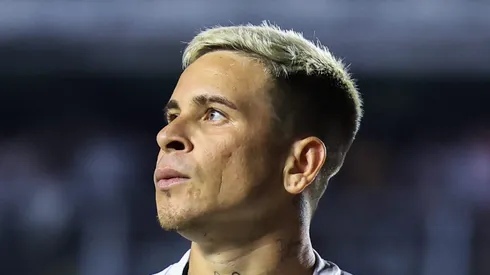 Soteldo durante jogo do SFC no Brasileirão 2023.