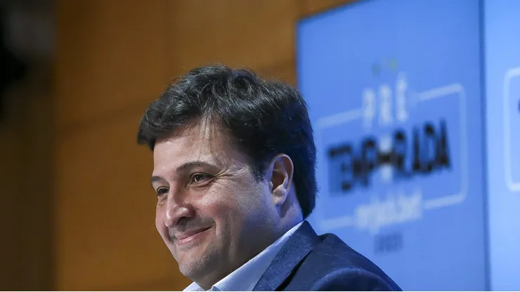 Alberto Guerra durante coletiva na Arena, em Porto Alegre.