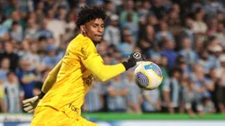 Goleiro quer fechar com o Corinthians. Robson Mafra/AGIF.