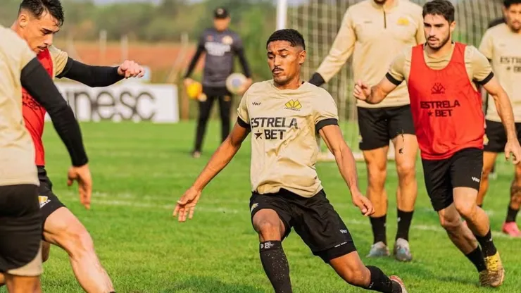 Jogador foi pego no doping e não apresentou contraprova. Divulgação/João Vitor Pereira/Criciúma E.C