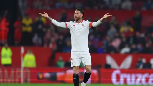 Zagueiro está perto de definir o seu futuro. Fran Santiago/Getty Images.