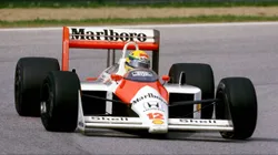 Ayrton Senna pilotando o MP4/5B no GP de San Marino (1988)