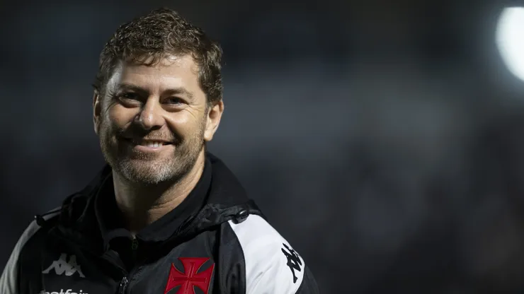Rafael Paiva técnico do Vasco durante partida contra o Juventude. Foto: Jorge Rodrigues/AGIF