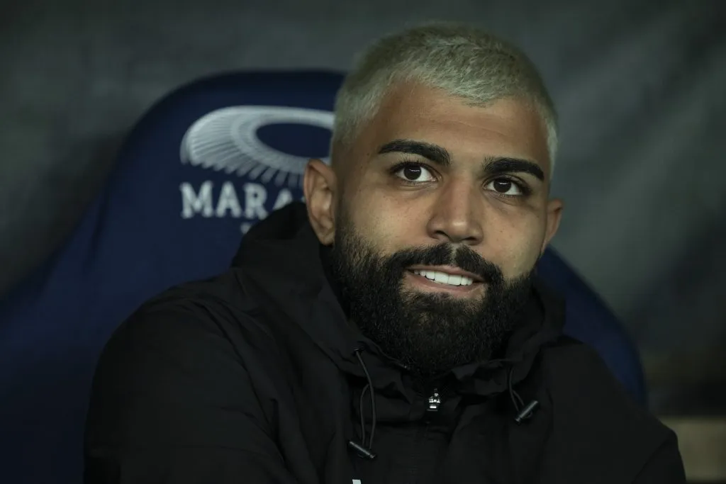 Gabi jogador do Flamengo antes da partida contra o Fortaleza no estadio Maracana pelo campeonato Brasileiro A 2024.  Foto: Jorge Rodrigues/AGIF