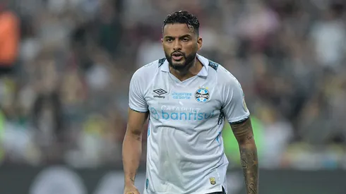 Reinaldo detonou Deyverson