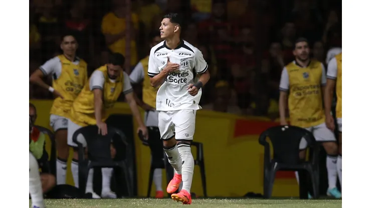 Erik Pulga marcou pelo Ceará em duelo contra o Sport na Série B do Brasileirão (Foto: Marlon Costa/AGIF)