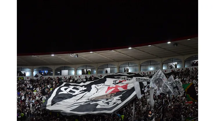 Torcida do Vasco durante partida contra Juventude no estádio São Januário. Foto: Thiago Ribeiro/AGIF