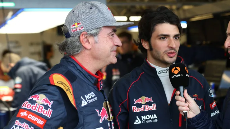 Carlos Sainz e o filho no GP de Austin (2015)