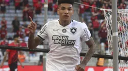 Igor Jesus jogador do Botafogo comemora seu gol durante partida contra o Athletico-PR. Foto: Gabriel Machado/AGIF