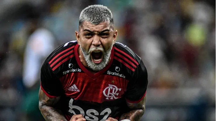 Gabigol conversou com Santos por retorno, mas deve renovar com Flamengo