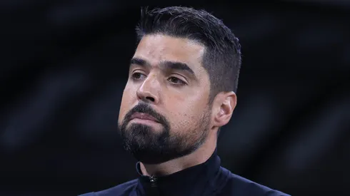 António Oliveira durante a partida entre Corinthians e Botafogo, pelo Campeonato Brasileiro, na Neo Química Arena.