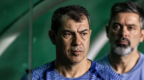 Carille durante derrota na Serrinha. Foto: Raul Baretta/ Santos FC.