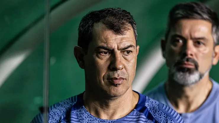 Carille durante derrota na Serrinha. Foto: Raul Baretta/ Santos FC.