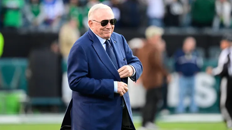 Jerry Jones planeja trazer de volta um membro do Hall da Fama para o confronto contra os Leões. Foto: Eric Canha
