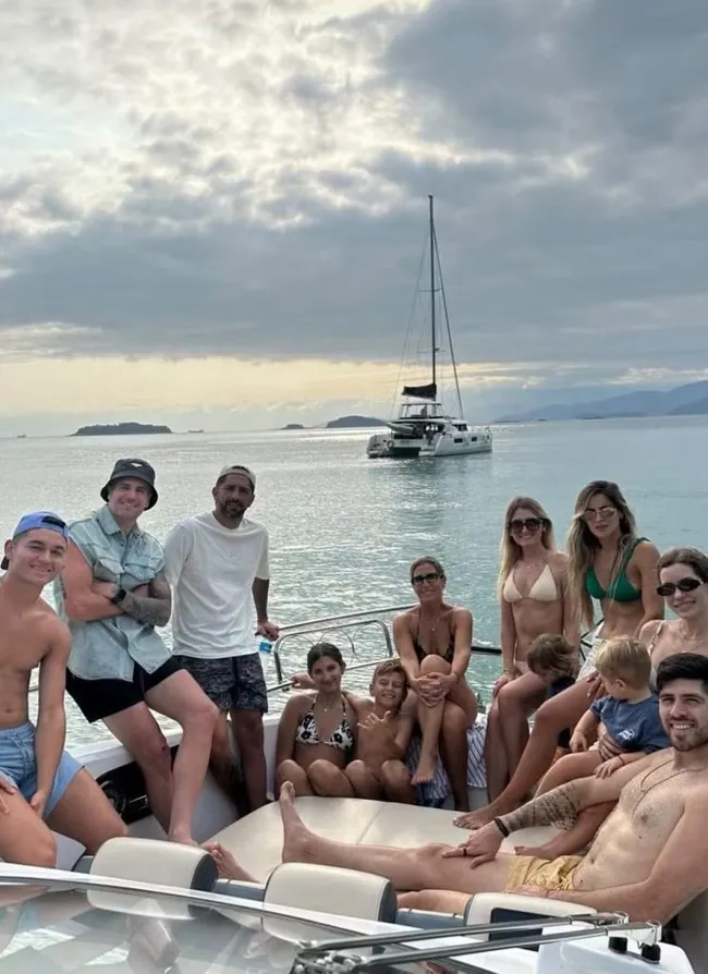 Vegetti, do Vasco, Carlos Alcarz e Rossi, do Flamengo, e Emiliano Díaz, auxiliar do Corinthians. Foto: Reprodução/Instagram