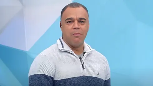 Denílson faz alerta ao Santos nos bastidores