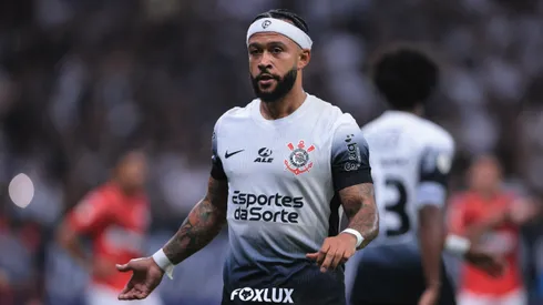 Memphis Depay, atacante holandês do Corinthians, tem situação exposta com patrocinador máster