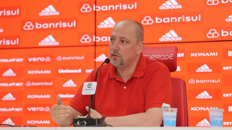 Presidente abriu o jogo sobre demissões em massa.