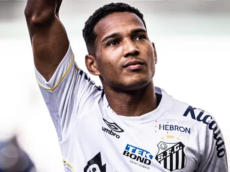 Santos e Grêmio estudam troca e goleiro Adriel é oferecido