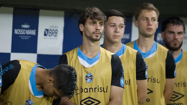 Rodrigo Caio tem reviravolta no Grêmio e assunto de renovação é revelado