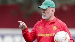 Mano Menezes em treino no CT Carlos Catsilho - FOTO: LUCAS MERÇON / FLUMINENSE F.C.