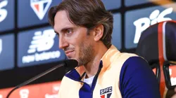 Diretoria do São Paulo está irritada, toma medida drástica e afeta Zubeldía