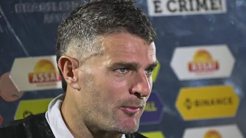 Vegetti ajuda o Gigante