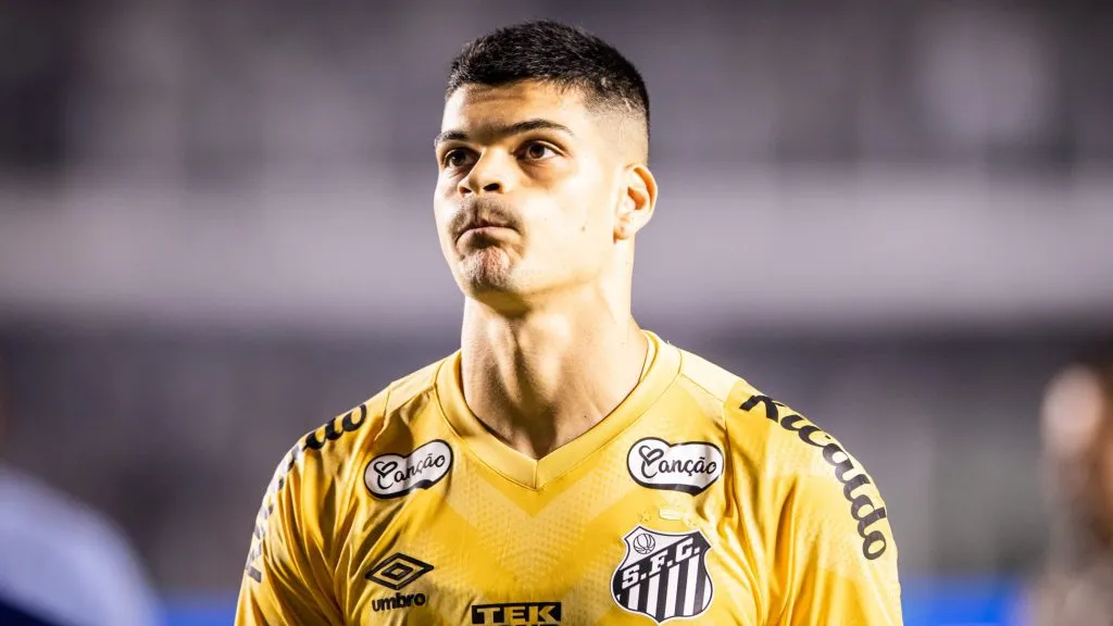 Gabriel Brazão, goleiro do Santos - Foto: Abner Dourado/AGIF.