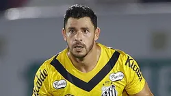 Atuação do Santos na derrota contra o Goiás foi criticada por Giuliano