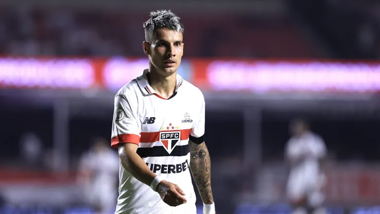 Atacante são-paulino sofreu lesão no clássico contra o Palmeiras