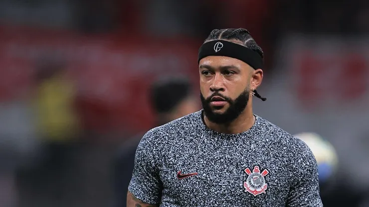 Memphis Depay, atacante holandês do Corinthians, vira assunto nos bastidores - Foto: Ettore Chiereguini/AGIF