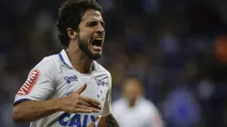 Ex-jogador do Cruzeiro, Hudson revela cobrança no vestiário a presidente do clube. Foto: Thomás Santos/AGIF