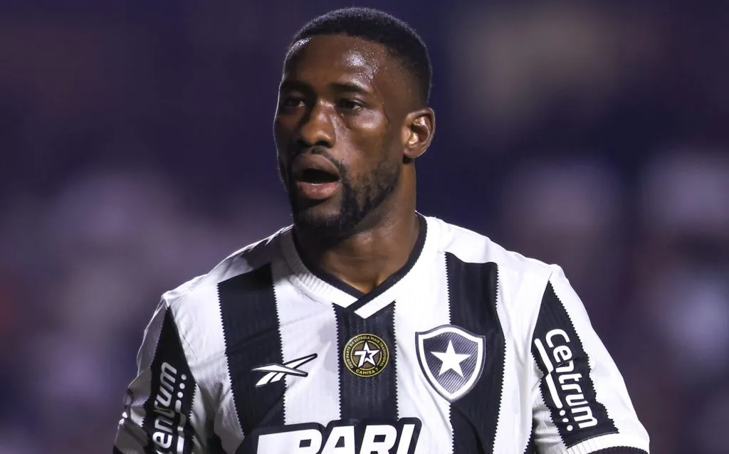 Bastos, em partida do Botafogo