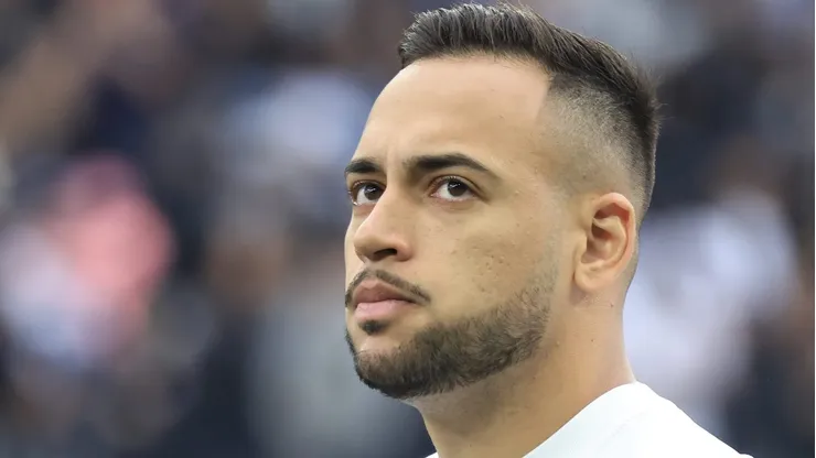 Corinthians não deve renovar com Maycon.