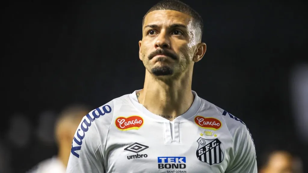 Alison - Foto: Reinaldo Campos/AGIF.