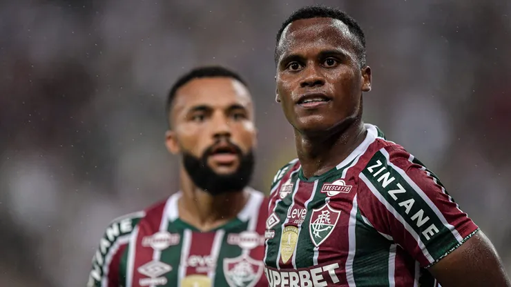 Arias jogador do Fluminense comemora seu gol. Foto: Thiago Ribeiro/AGIF