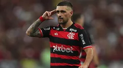 Giorgian de Arrascaeta of Flamengo celebrates after scoring the first goal of his team during the match between Flamengo and Bahia as part of the quarter finals of Copa do Brasil 2024 at Maracana Stadium on September 12, 2024 in Rio de Janeiro, Brazil